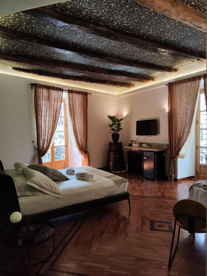 Palazzo Il Convento Luxury Umberto I Bed & Breakfast Naples Exterior photo