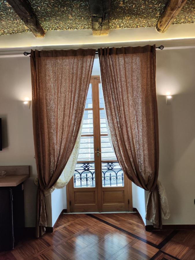 Palazzo Il Convento Luxury Umberto I Bed & Breakfast Naples Exterior photo