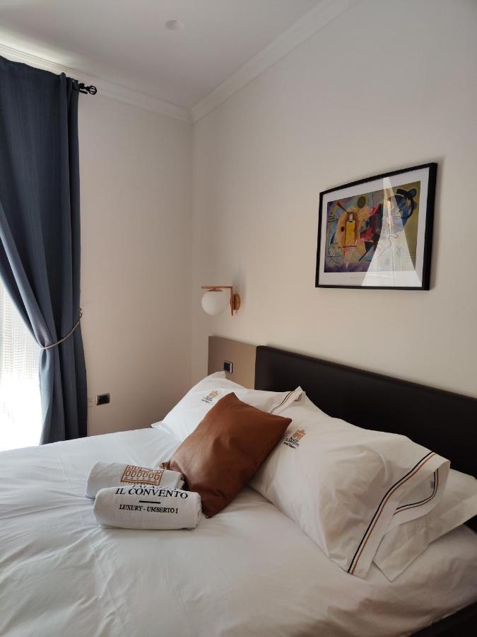 Palazzo Il Convento Luxury Umberto I Bed & Breakfast Naples Exterior photo