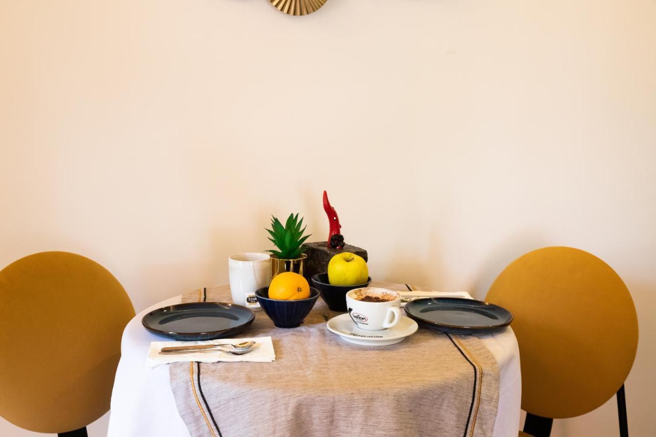 Palazzo Il Convento Luxury Umberto I Bed & Breakfast Naples Exterior photo
